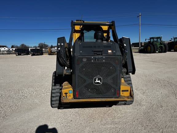 Image of John Deere 333P equipment image 3