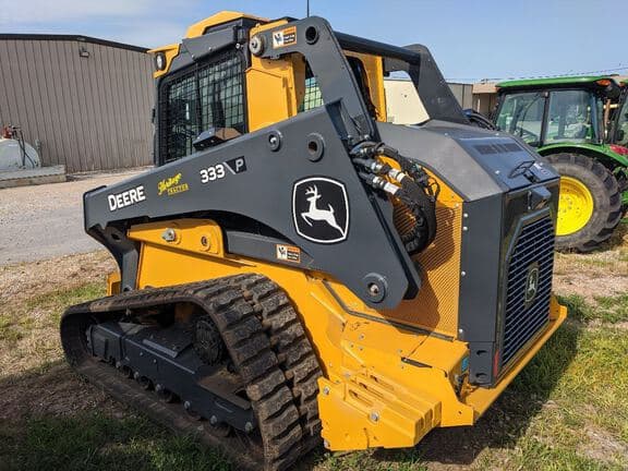 Image of John Deere 333P equipment image 2