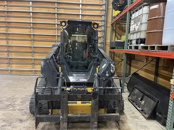 Image of John Deere 333P equipment image 3