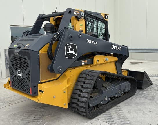 Image of John Deere 333P equipment image 2