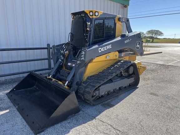 Image of John Deere 333P equipment image 1