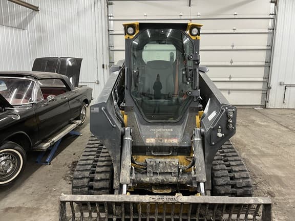 Image of John Deere 333P equipment image 1