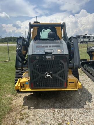 Image of John Deere 333P equipment image 3