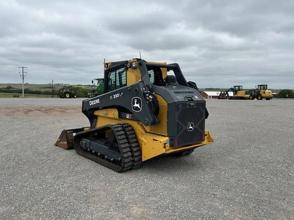 Image of John Deere 333P equipment image 2