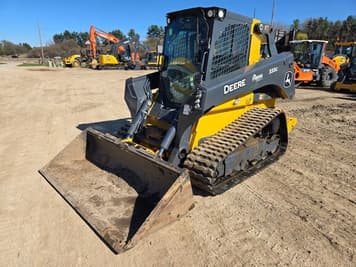 Main image John Deere 333G