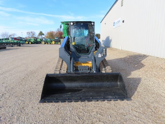 Image of John Deere 333G equipment image 4