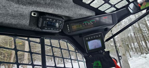 Image of John Deere 333G equipment image 4