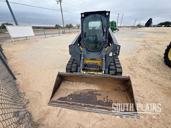 Image of John Deere 333G equipment image 2