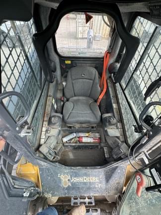 Image of John Deere 333G equipment image 4