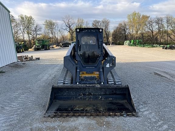 Image of John Deere 333G equipment image 1