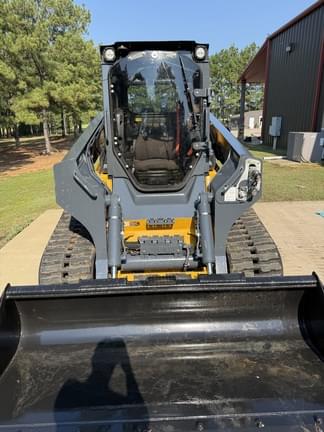 Image of John Deere 333G equipment image 3