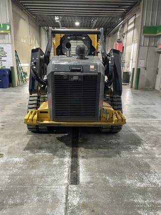 Image of John Deere 333G equipment image 2