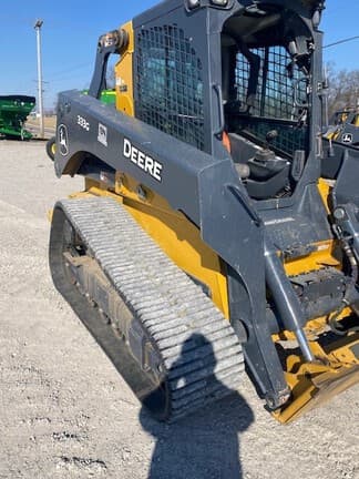 Image of John Deere 333G equipment image 2