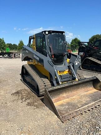 Image of John Deere 333G equipment image 3