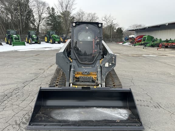 Image of John Deere 333G equipment image 1