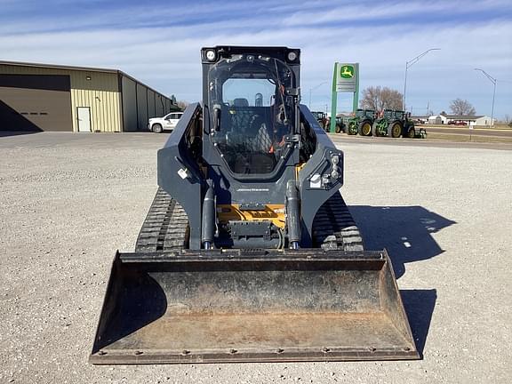 Image of John Deere 333G equipment image 1