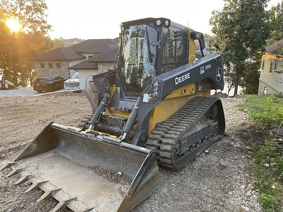 Image of John Deere 333G equipment image 3