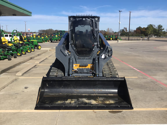 Image of John Deere 333G equipment image 1