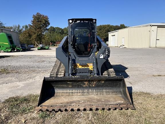 Image of John Deere 333G equipment image 1