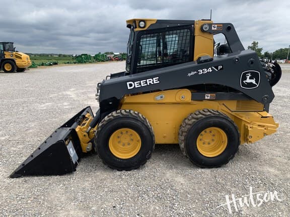 Image of John Deere 334P equipment image 3