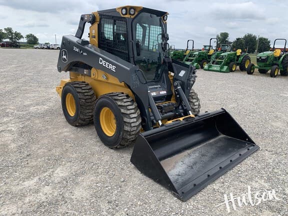 Image of John Deere 334P equipment image 1