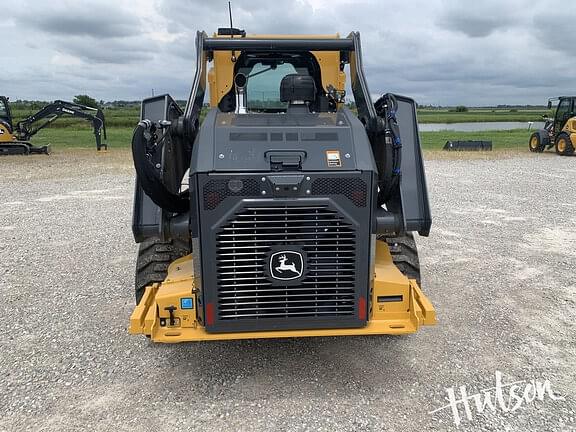 Image of John Deere 334P equipment image 4