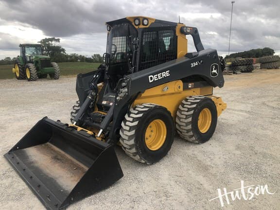Image of John Deere 334P equipment image 2