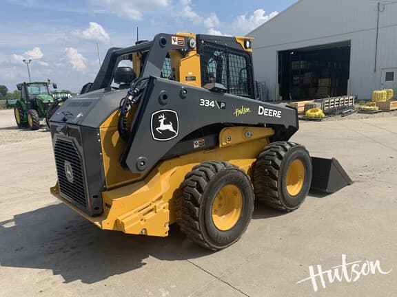 Image of John Deere 334P equipment image 3