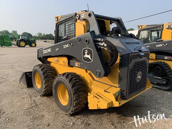 Image of John Deere 334P equipment image 4