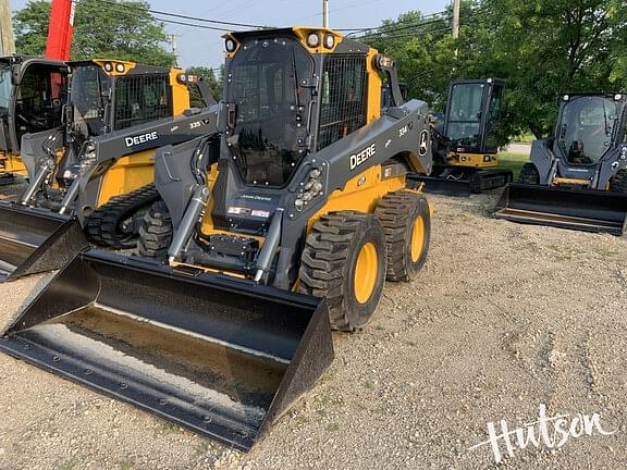 Image of John Deere 334P equipment image 2