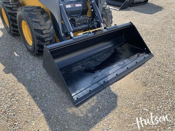 Image of John Deere 334P equipment image 3