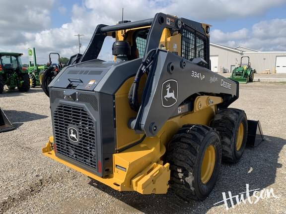 Image of John Deere 334P equipment image 4