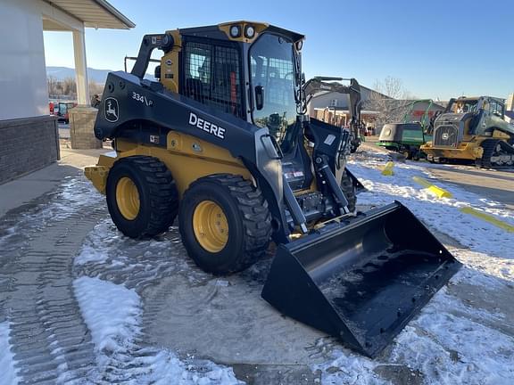 Image of John Deere 334P equipment image 1