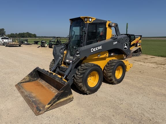 Image of John Deere 334P Primary image