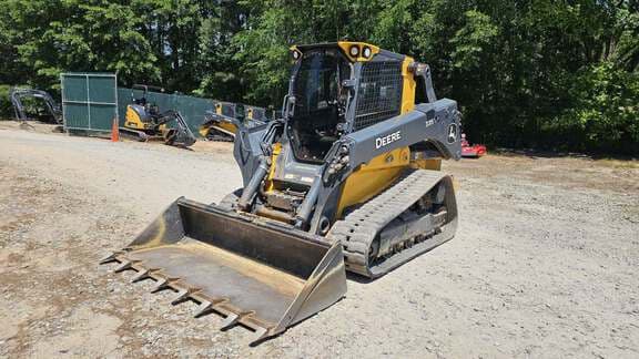 Image of John Deere 335P equipment image 2