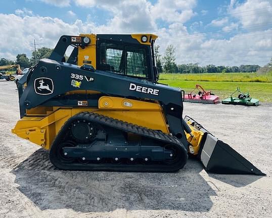 Image of John Deere 335P equipment image 1