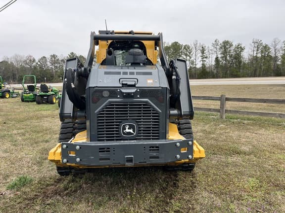 Image of John Deere 335P equipment image 3
