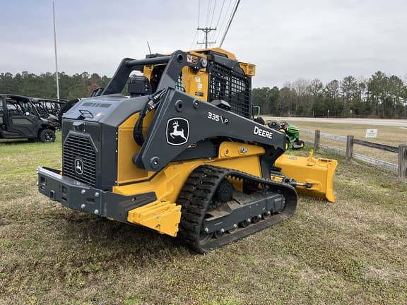 Image of John Deere 335P equipment image 4