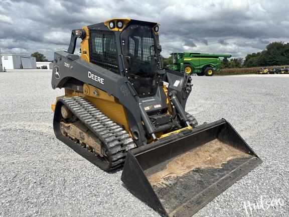 Image of John Deere 335P Primary image