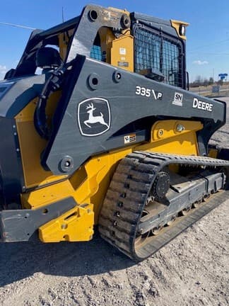Image of John Deere 335P equipment image 3