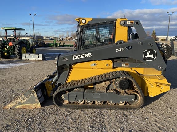 Image of John Deere 335P equipment image 1