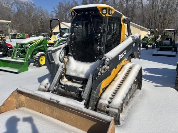 Image of John Deere 335P Image 1
