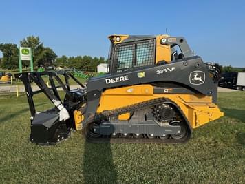 Main image John Deere 335P