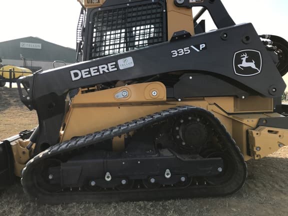 Image of John Deere 335P equipment image 3