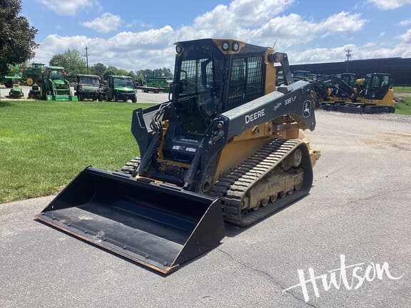 Image of John Deere 335P equipment image 3