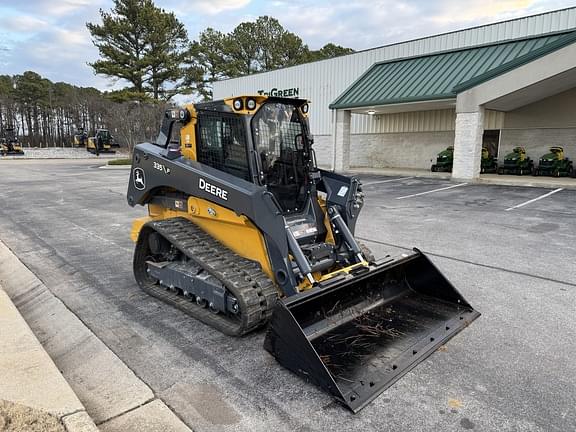 Image of John Deere 335P equipment image 1