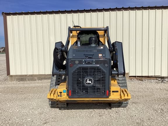 Image of John Deere 335P equipment image 3