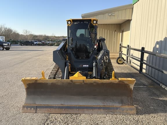 Image of John Deere 335P equipment image 2