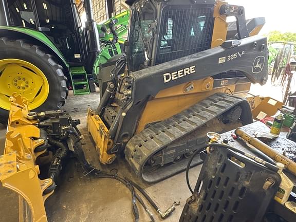 Image of John Deere 335P equipment image 2