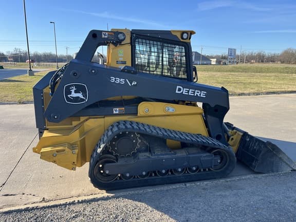 Image of John Deere 335P equipment image 1